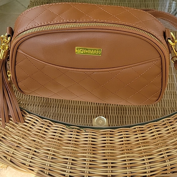 Joy & Iman cognac leather crossbody bag - Picture 2 of 14